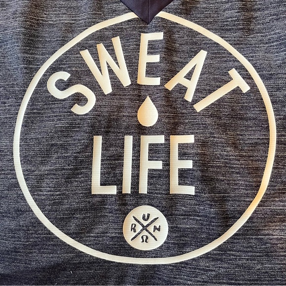 Lululemon sweat life run t-shirt, 10 - Picture 3 of 7